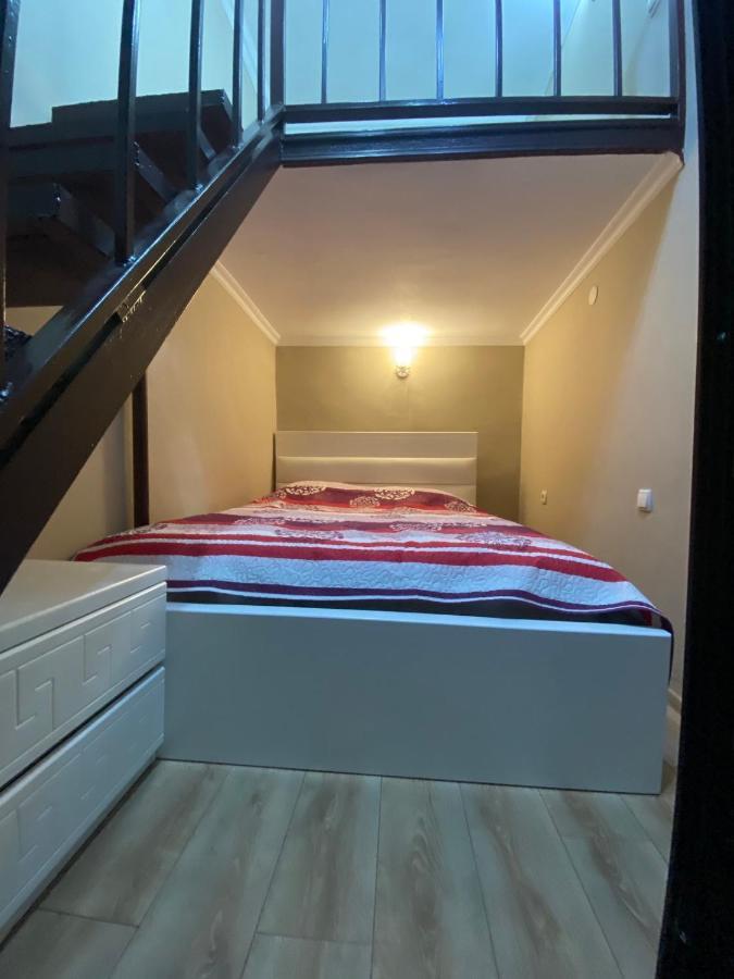 Honey Apartment Tbilissi Extérieur photo